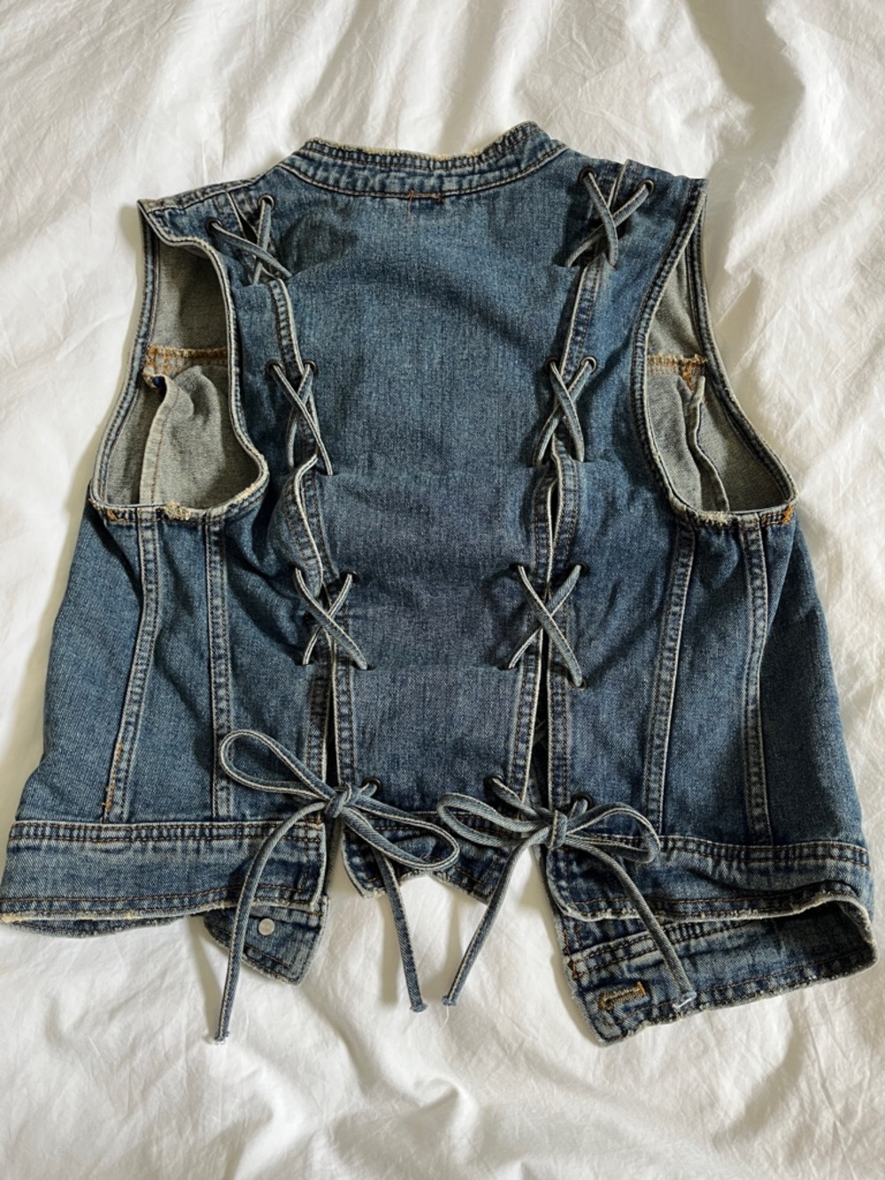Free people 100% cotton denim jean vest buttons bows crisscross ties details